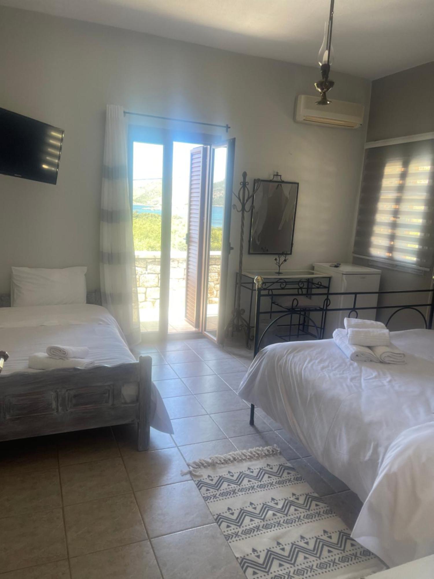Bed and Breakfast Lithos By The Sea Неон-Оитилон Экстерьер фото